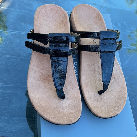 Vionic Elvia, new women’s adjustable, slip on orthotic sandals, black 7.5. 38.5 - Picture 3 of 6